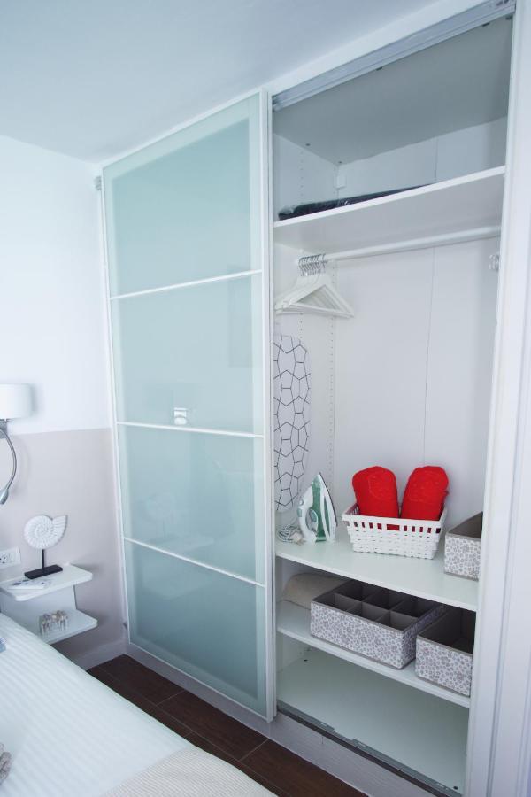 Apartment Portonovo La Paloma Amazing Sea View & Swimming Pool-Good Wifi -Free Ac- Private Parking ปูแอร์โตเดลคาร์เมน ภายนอก รูปภาพ